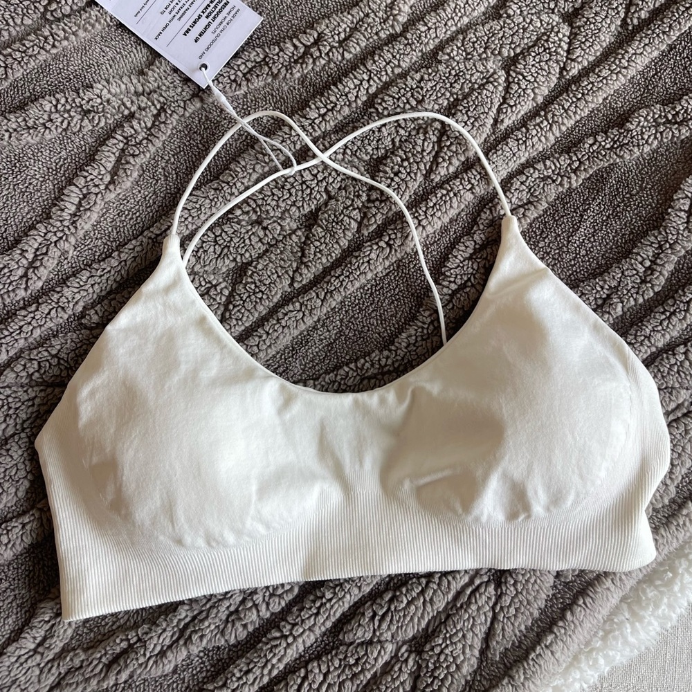 NWT White Strappy Sports Bra | Size Small